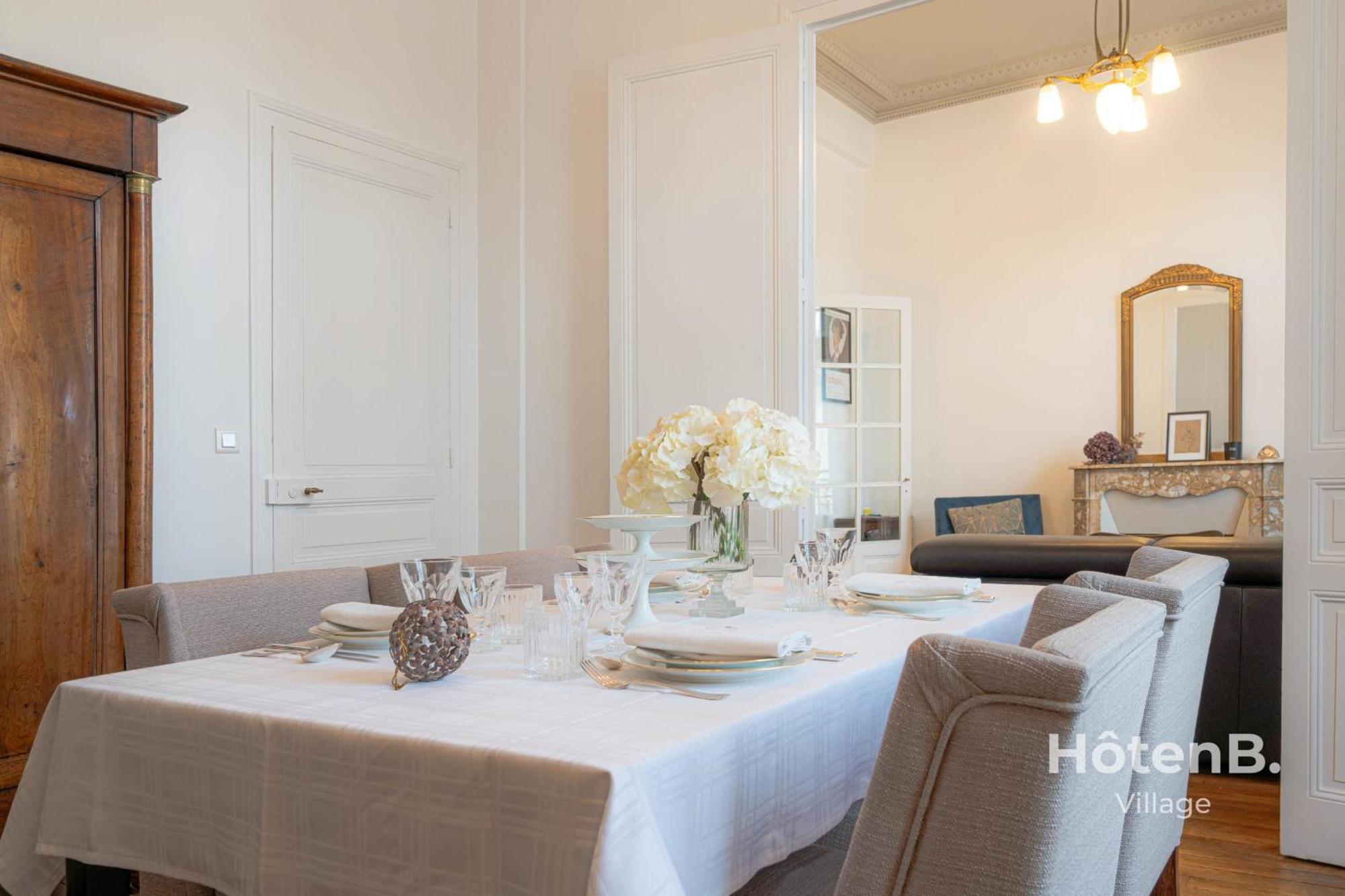 "Les Effrontes" Louis Blanc Charming Apartment Limoges Bagian luar foto