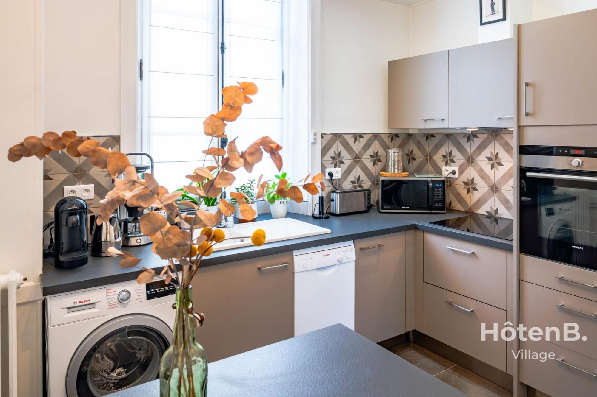 "Les Effrontes" Louis Blanc Charming Apartment Limoges Bagian luar foto